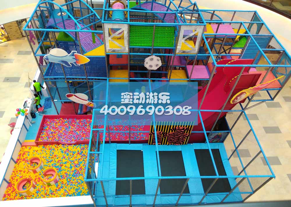 冬季也有夏日的熱情就在蜜動(dòng)游樂(lè)