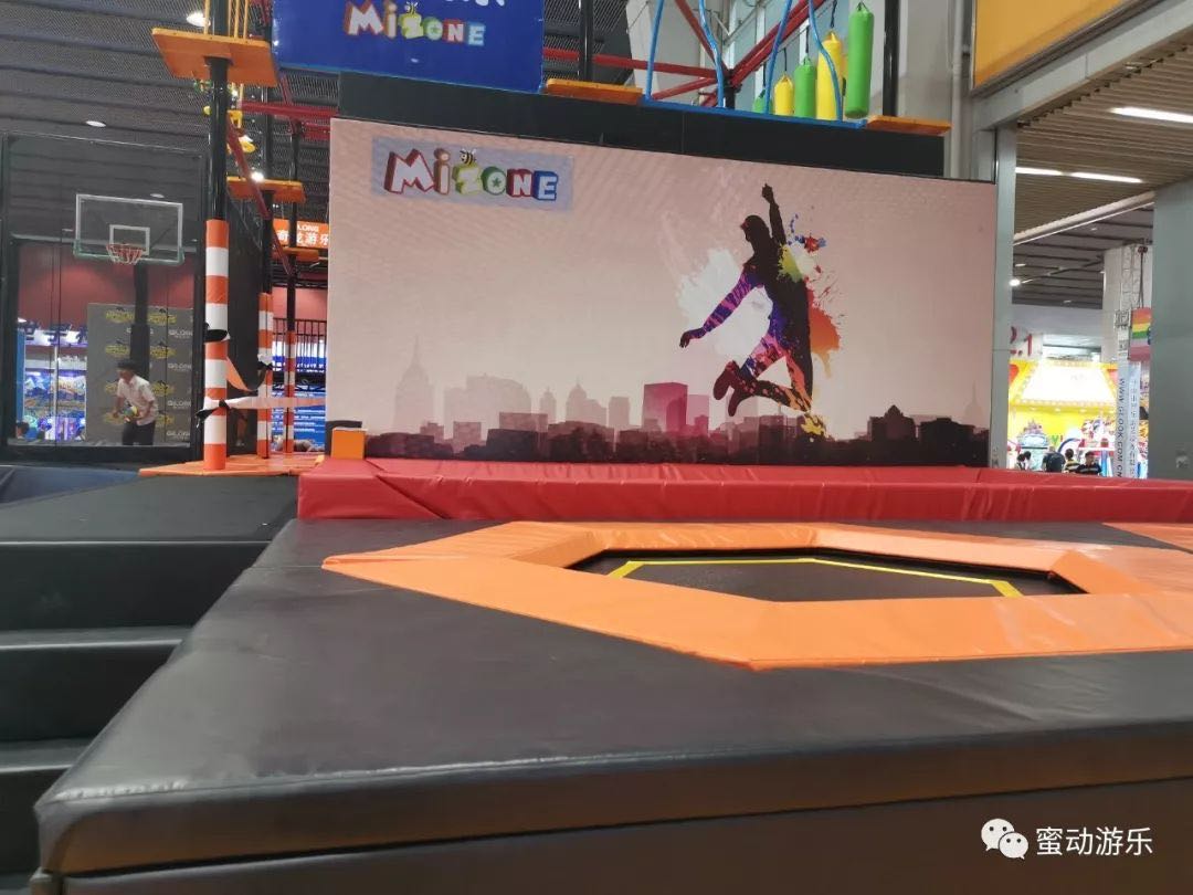 3點(diǎn)助力挑選合適蹦床運(yùn)動館場地