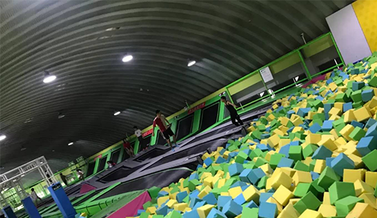 蹦床樂(lè)園開業(yè)時(shí)如何制造亮點(diǎn)？