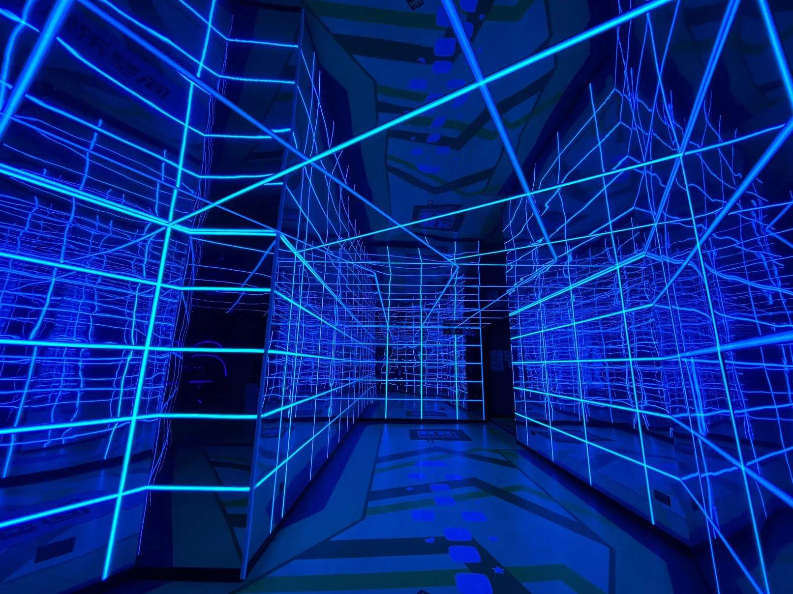 長(zhǎng)沙開室內(nèi)游樂場(chǎng)？創(chuàng)業(yè)者選對(duì)蜜動(dòng)游樂，省心又靠譜！