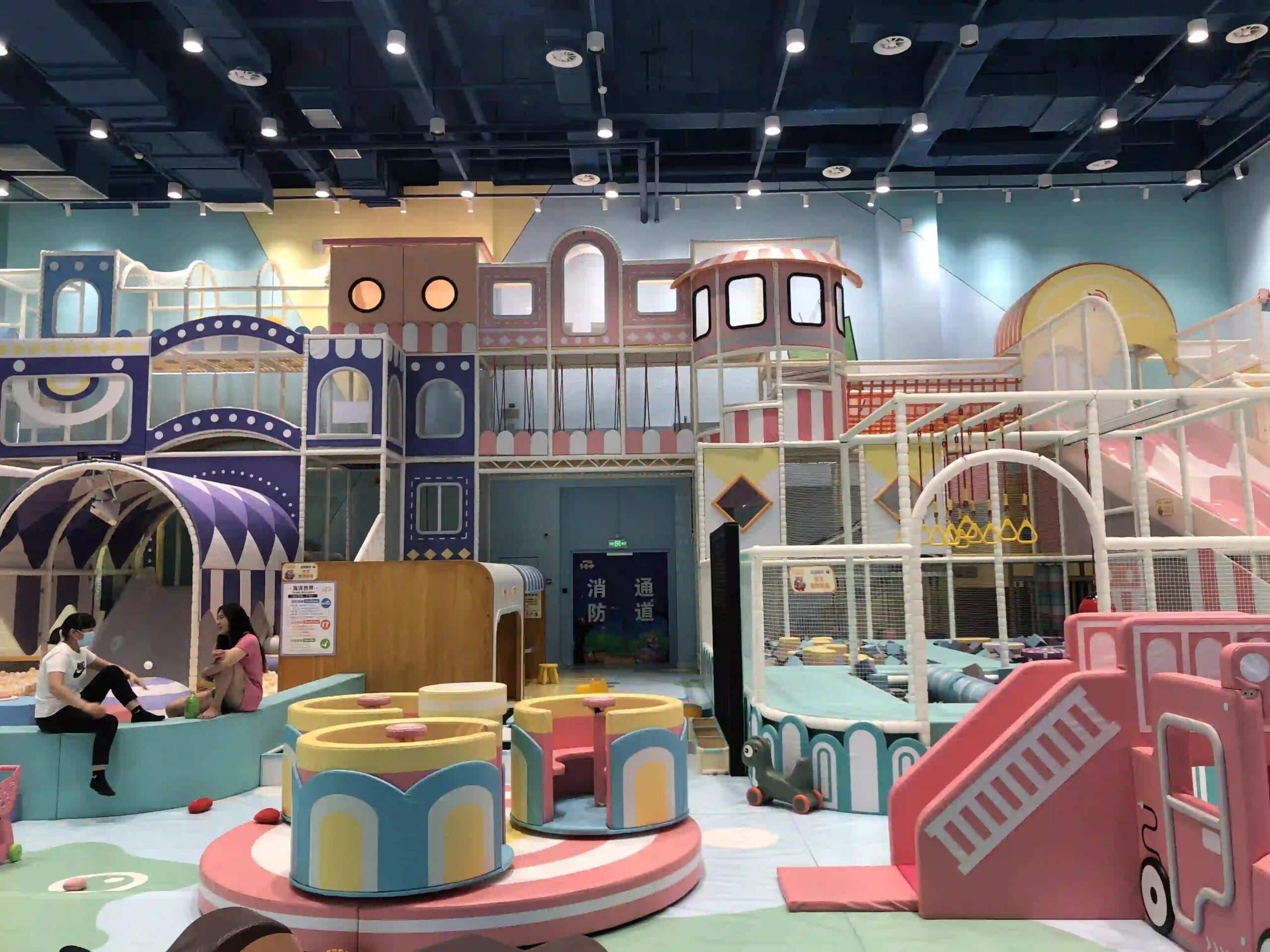 銀川開(kāi)室內(nèi)游樂(lè)場(chǎng)找源頭廠家？蜜動(dòng)游樂(lè)：設(shè)計(jì)生產(chǎn)安裝全包，安全靠譜